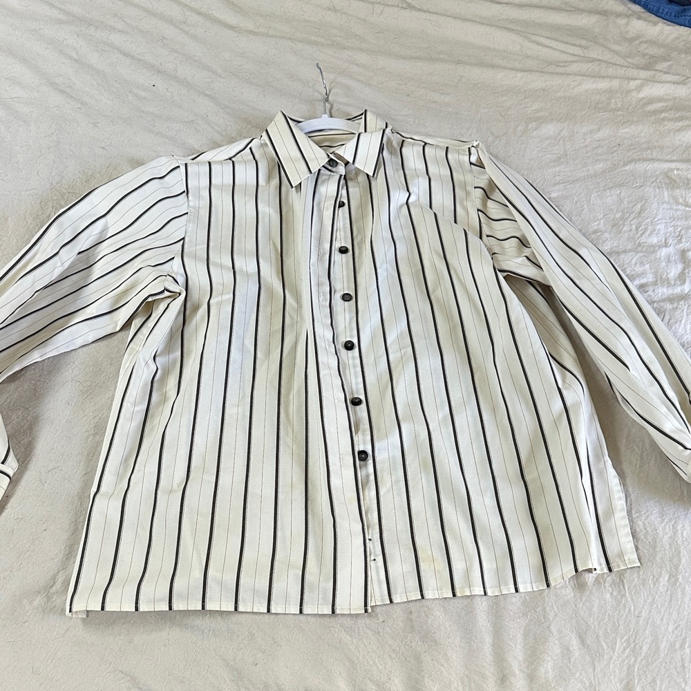 Foxcroft Men's Black and White Striped Shirt